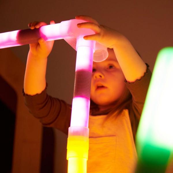 Verbinder für leuchtende Zylinder