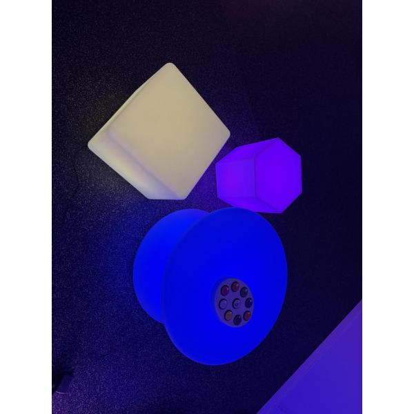 Nenko Interactive - Glow Würfel